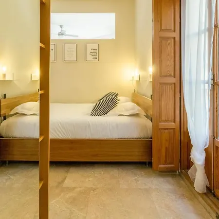Appartamento Lovely Apartment! Valenza
