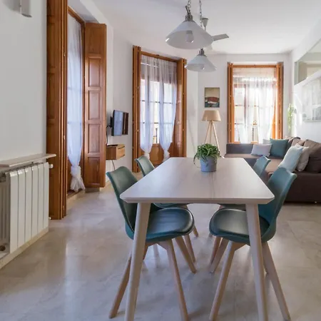 Appartamento Lovely Apartment! Valenza