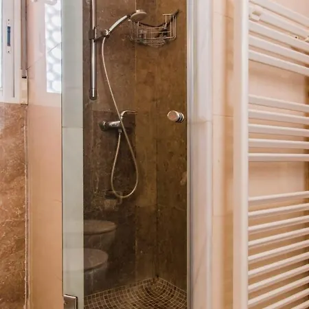Appartamento Lovely Apartment! Valenza